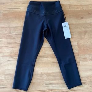 Alo Yoga High-Waist Fitness Capri